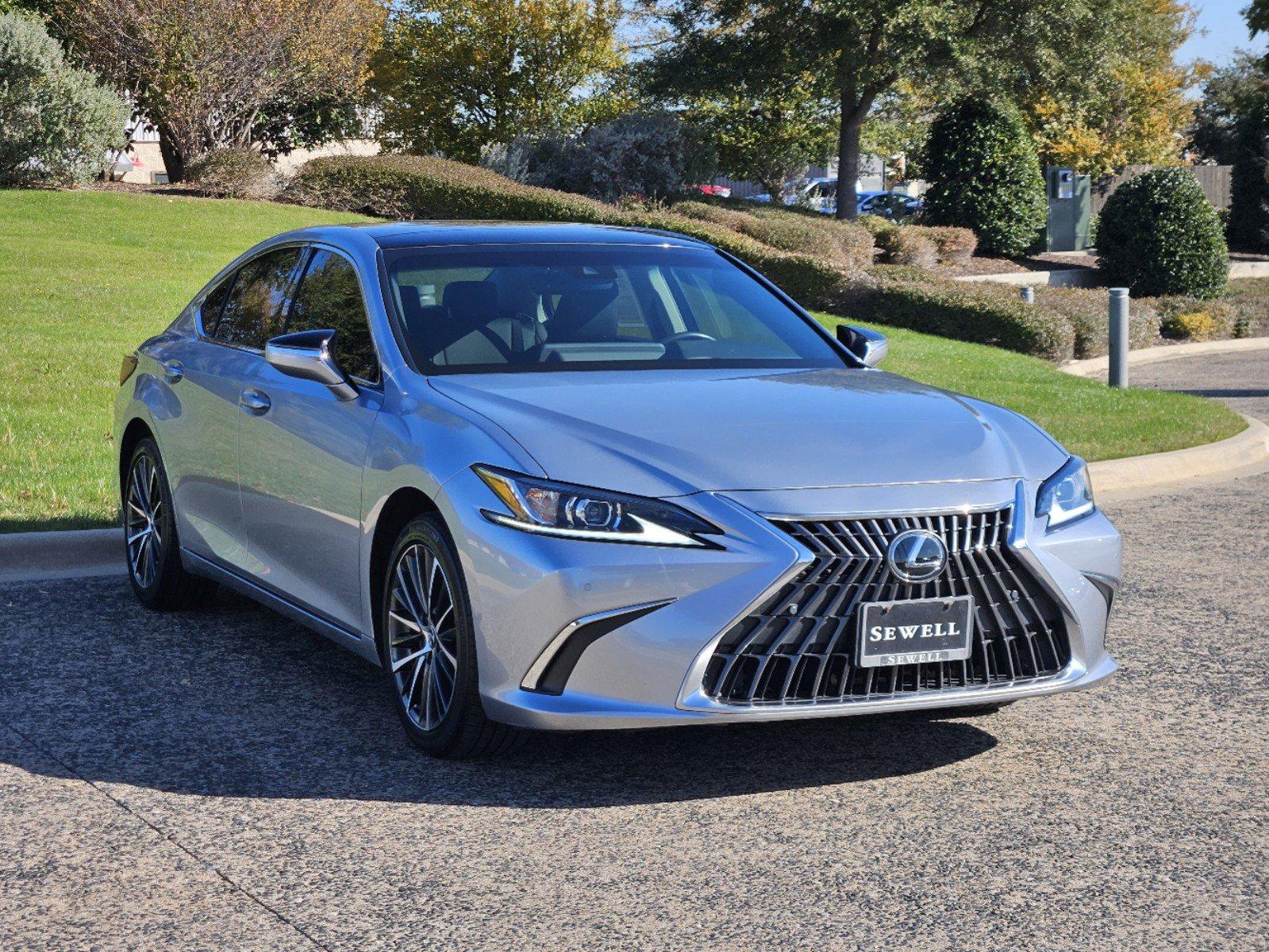 2023 Lexus ES 350 Vehicle Photo in FORT WORTH, TX 76132