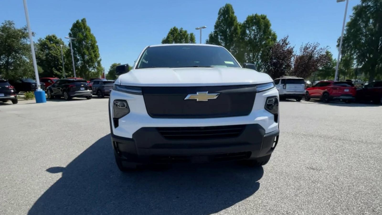 2024 Chevrolet Silverado EV Vehicle Photo in BENTONVILLE, AR 72712-4322