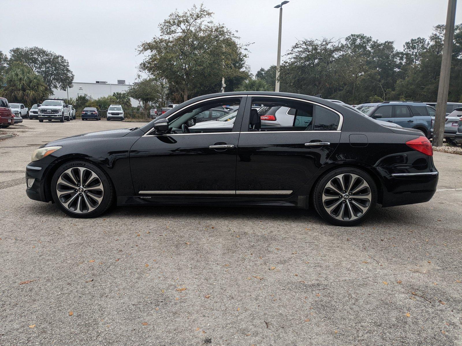 2013 Hyundai GENESIS Vehicle Photo in Jacksonville, FL 32256