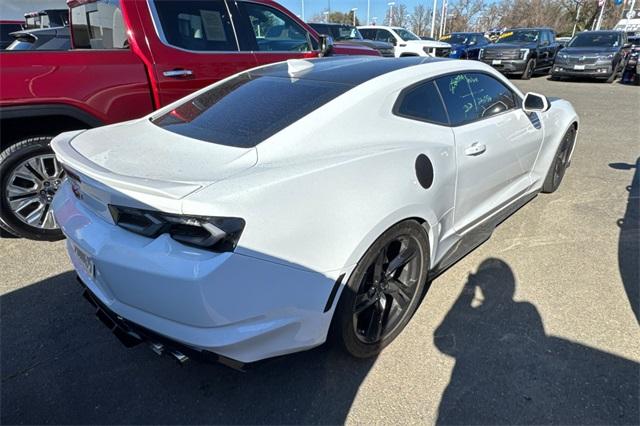 2020 Chevrolet Camaro Vehicle Photo in ELK GROVE, CA 95757-8703