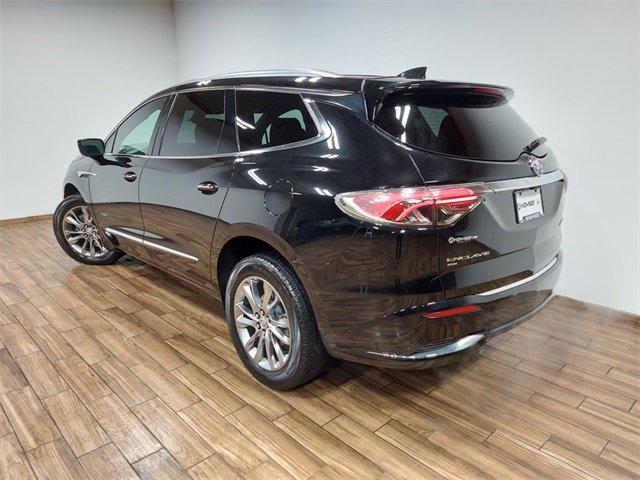 2024 Buick Enclave Vehicle Photo in SAUK CITY, WI 53583-1301