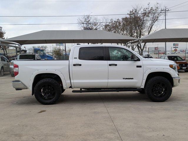 2020 Toyota Tundra 4WD Vehicle Photo in SELMA, TX 78154-1459