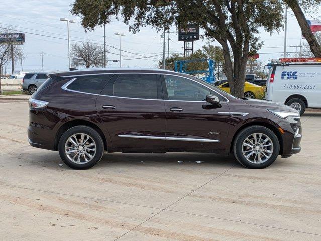 2022 Buick Enclave Vehicle Photo in SELMA, TX 78154-1459