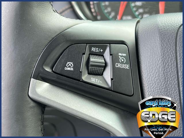 2022 Chevrolet Trax Vehicle Photo in Roslyn, NY 11576