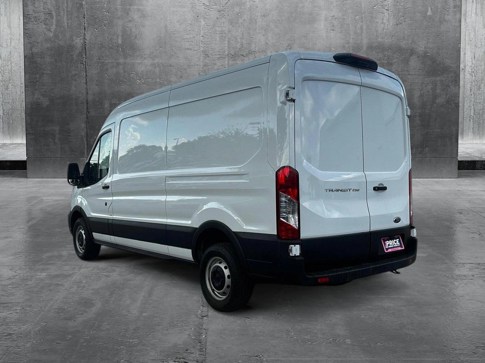 2023 Ford Transit Cargo Van Vehicle Photo in Hollywood, FL 33021