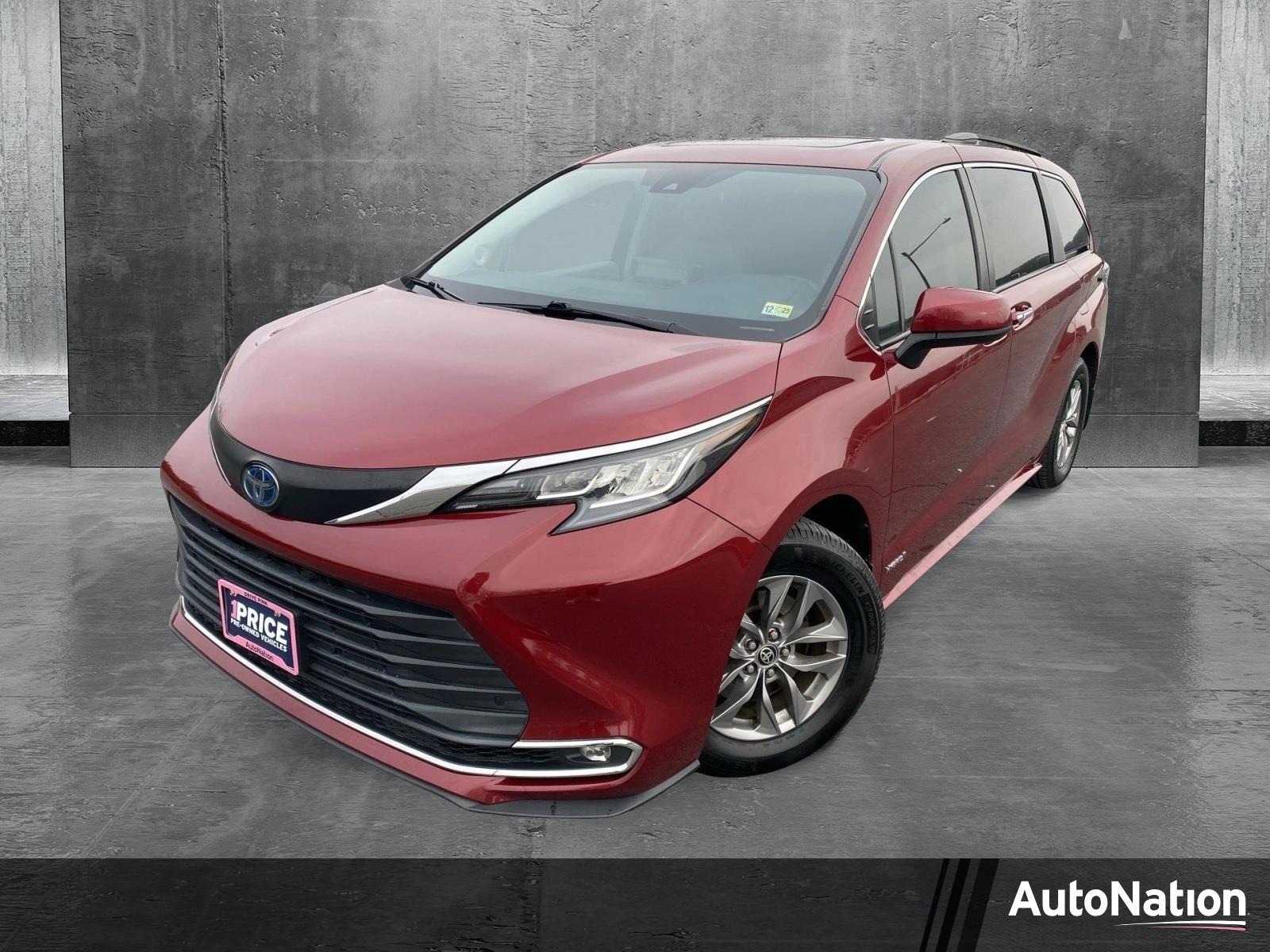 2021 Toyota Sienna Vehicle Photo in Cockeysville, MD 21030-2508