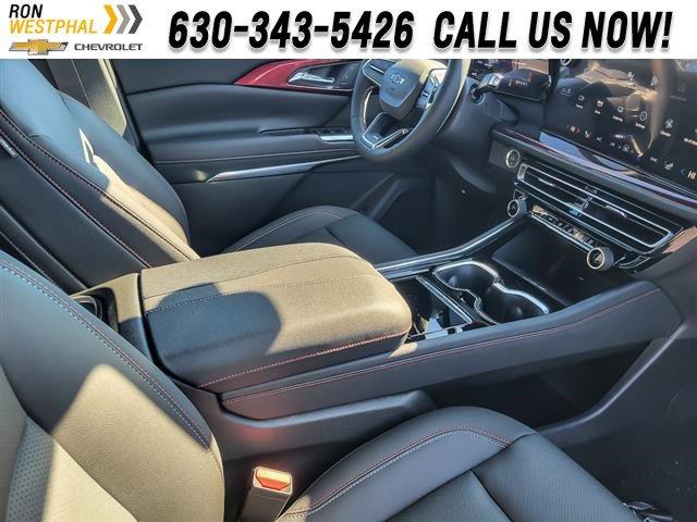 2025 Chevrolet Traverse Vehicle Photo in AURORA, IL 60503-9326