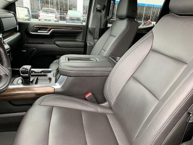 2022 Chevrolet Silverado 1500 Vehicle Photo in MOON TOWNSHIP, PA 15108-2571