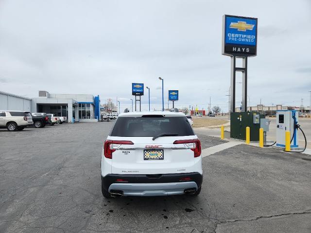 2023 GMC Acadia Vehicle Photo in HAYS, KS 67601-1994