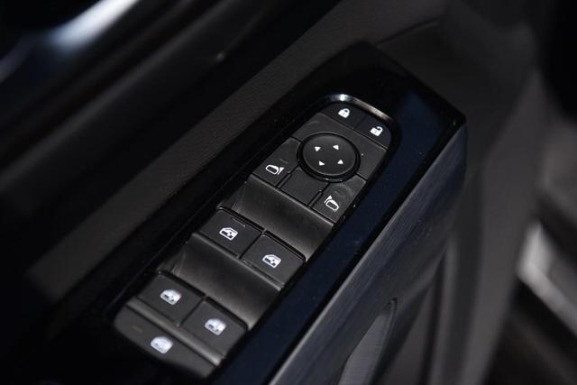 2025 Nissan Pathfinder Vehicle Photo in Ballwin, MO 63011