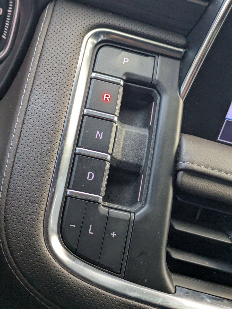 2021 GMC Yukon XL Vehicle Photo in WEST PALM BEACH, FL 33407-3296
