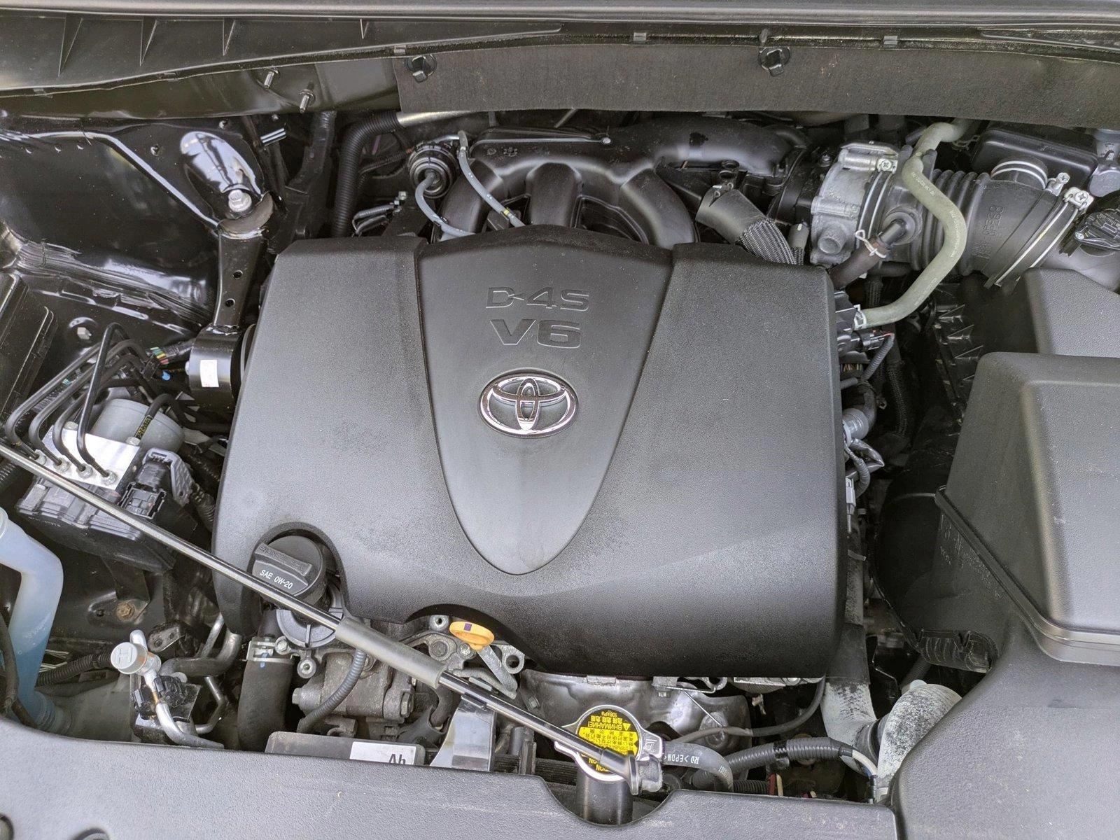 2017 Toyota Highlander Vehicle Photo in Clearwater, FL 33765