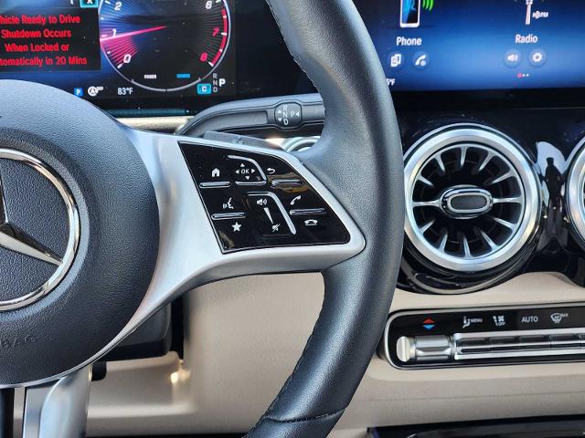 2025 Mercedes-Benz GLB Vehicle Photo in HOUSTON, TX 77079