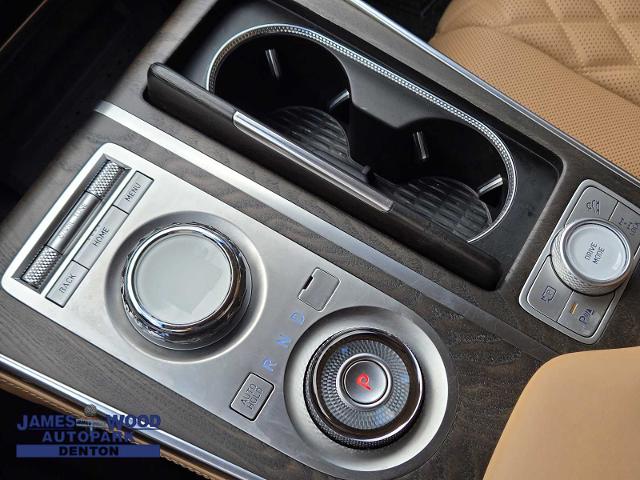 2024 Genesis GV80 Vehicle Photo in DENTON, TX 76210-9321