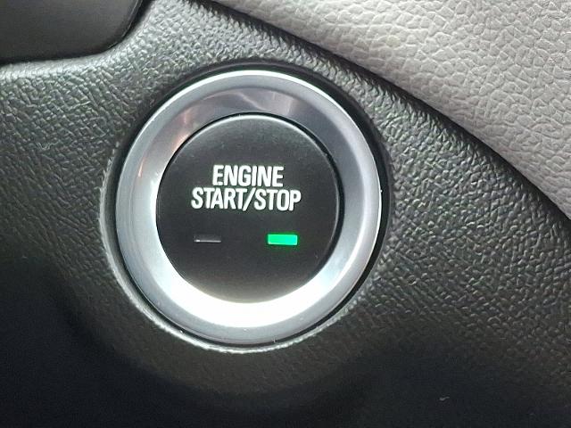 2022 Chevrolet Equinox Vehicle Photo in TREVOSE, PA 19053-4984