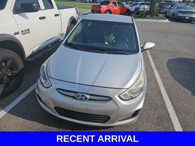 2016 Hyundai ACCENT Vehicle Photo in Merrillville, IN 46410