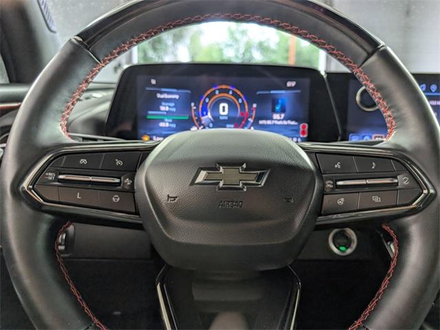 2024 Chevrolet Traverse Vehicle Photo in ENGLEWOOD, CO 80113-6708