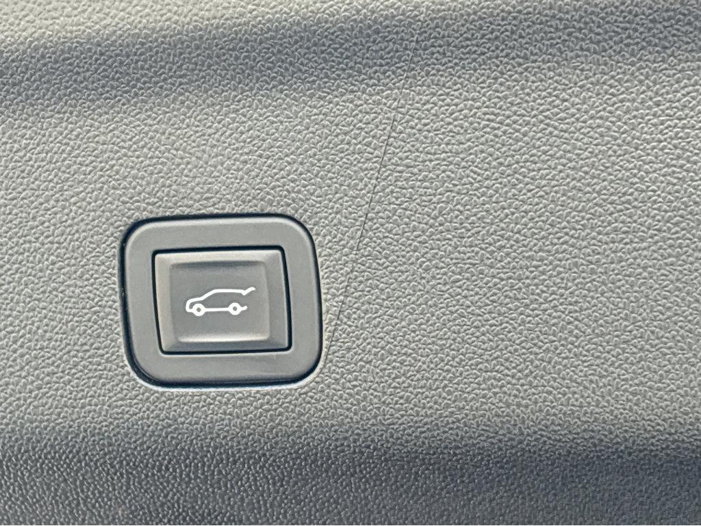 2025 GMC Yukon Vehicle Photo in POOLER, GA 31322-3252