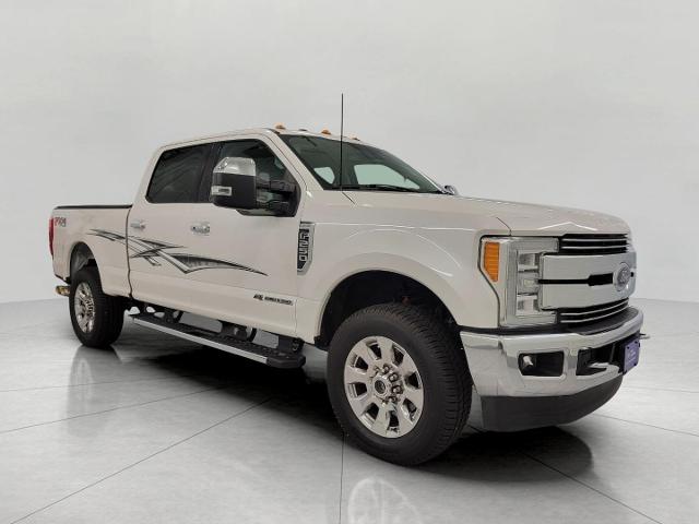 2017 Ford Super Duty F-250 SRW Vehicle Photo in Neenah, WI 54956