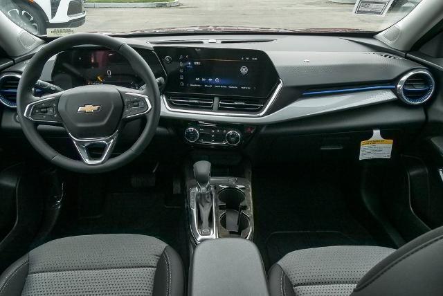 2025 Chevrolet Trax Vehicle Photo in VENTURA, CA 93003-8585