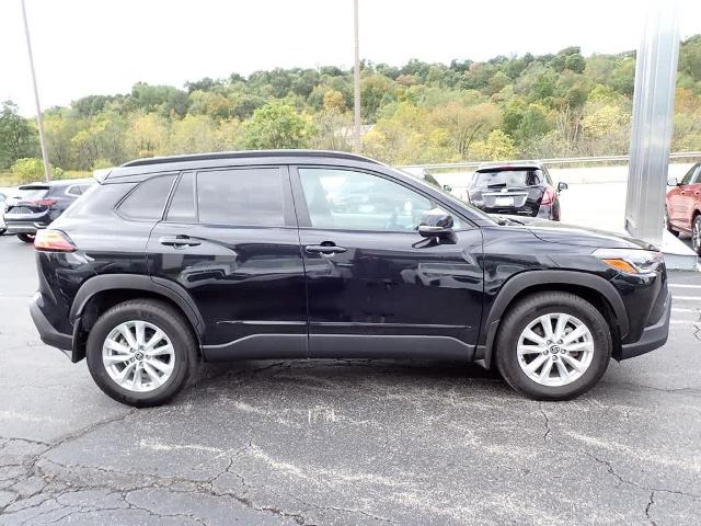 2023 Toyota Corolla Cross Vehicle Photo in ZELIENOPLE, PA 16063-2910