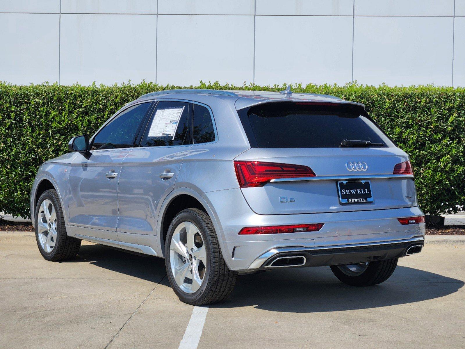 2024 Audi Q5 Vehicle Photo in MCKINNEY, TX 75070