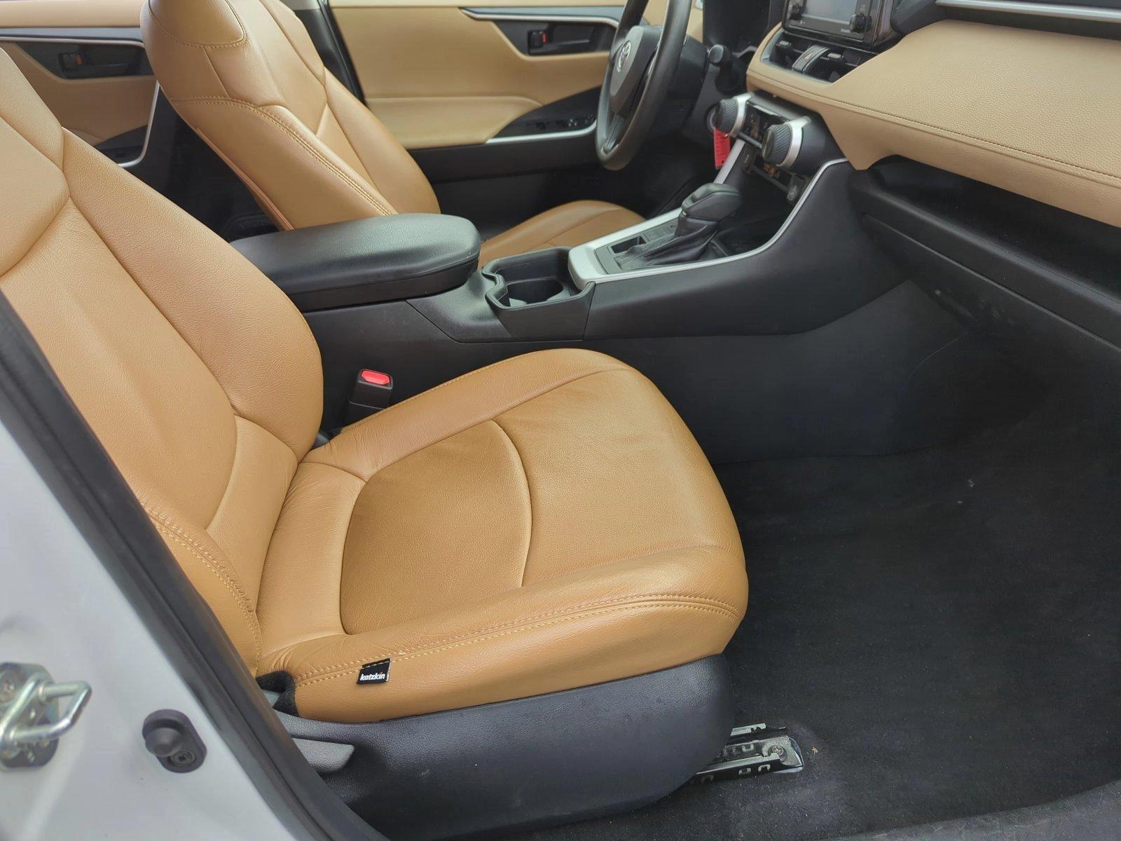 2020 Toyota RAV4 Vehicle Photo in Ft. Myers, FL 33907