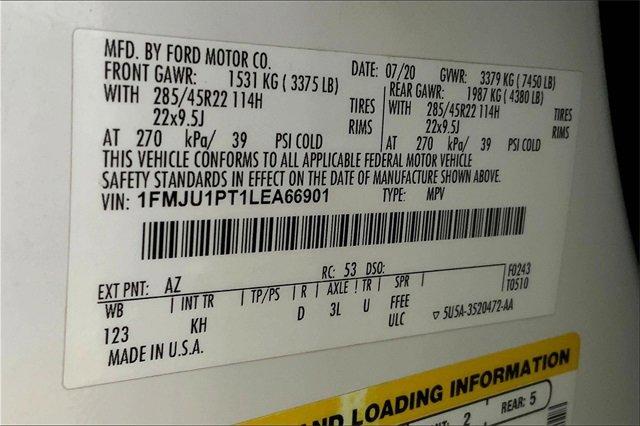 2020 Ford Expedition Vehicle Photo in TOPEKA, KS 66609-0000