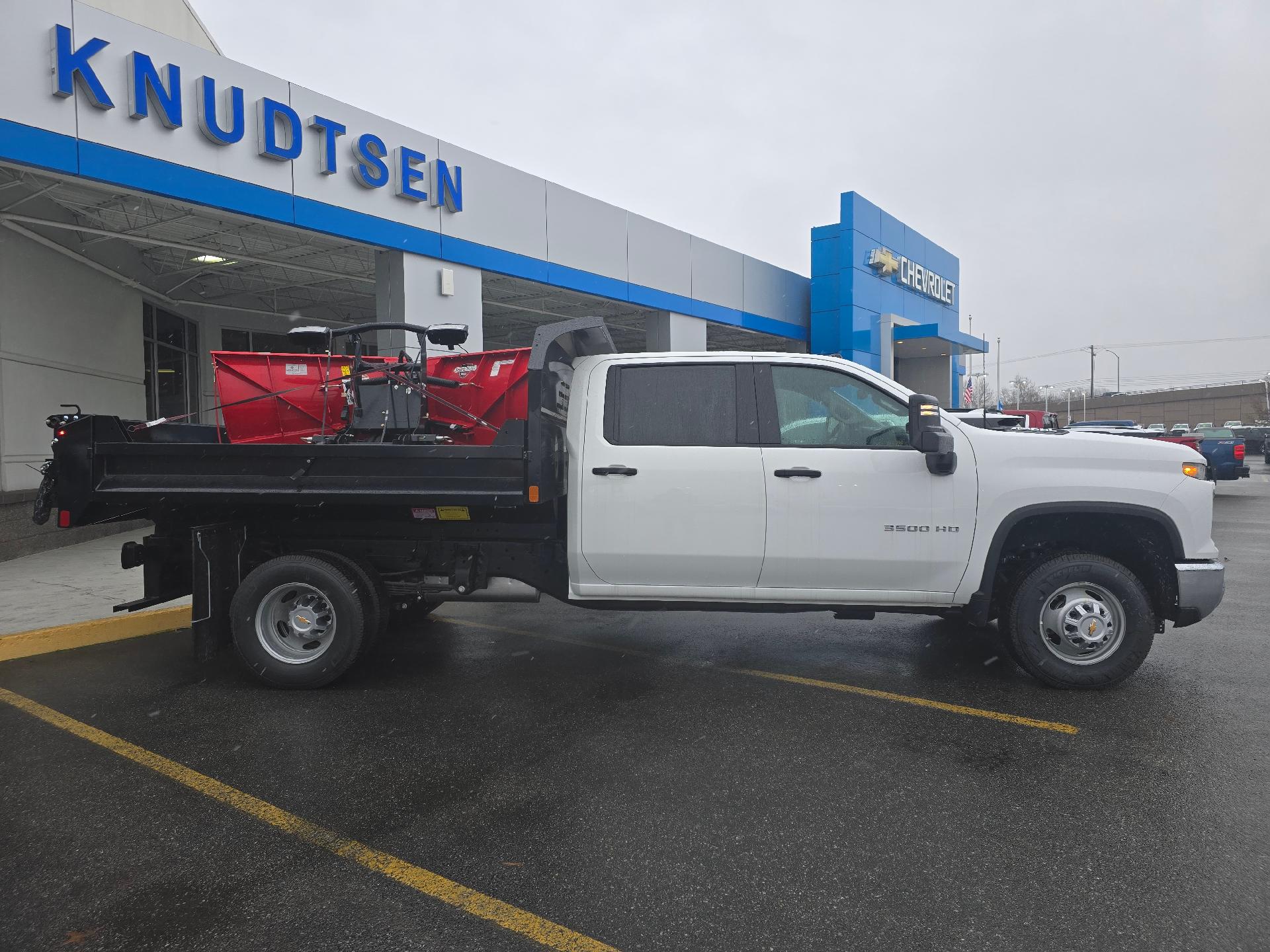 2024 Chevrolet Silverado 3500 HD Chassis Cab Vehicle Photo in POST FALLS, ID 83854-5365