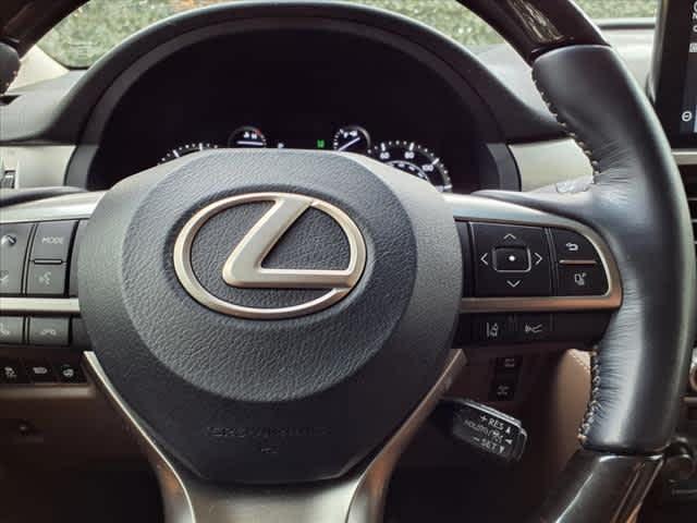 2023 Lexus GX 460 Vehicle Photo in San Antonio, TX 78230-1001