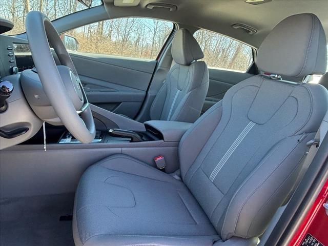 2025 Hyundai ELANTRA Vehicle Photo in Shiloh, IL 62269