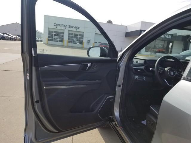 2025 Buick Enclave Vehicle Photo in ELYRIA, OH 44035-6349