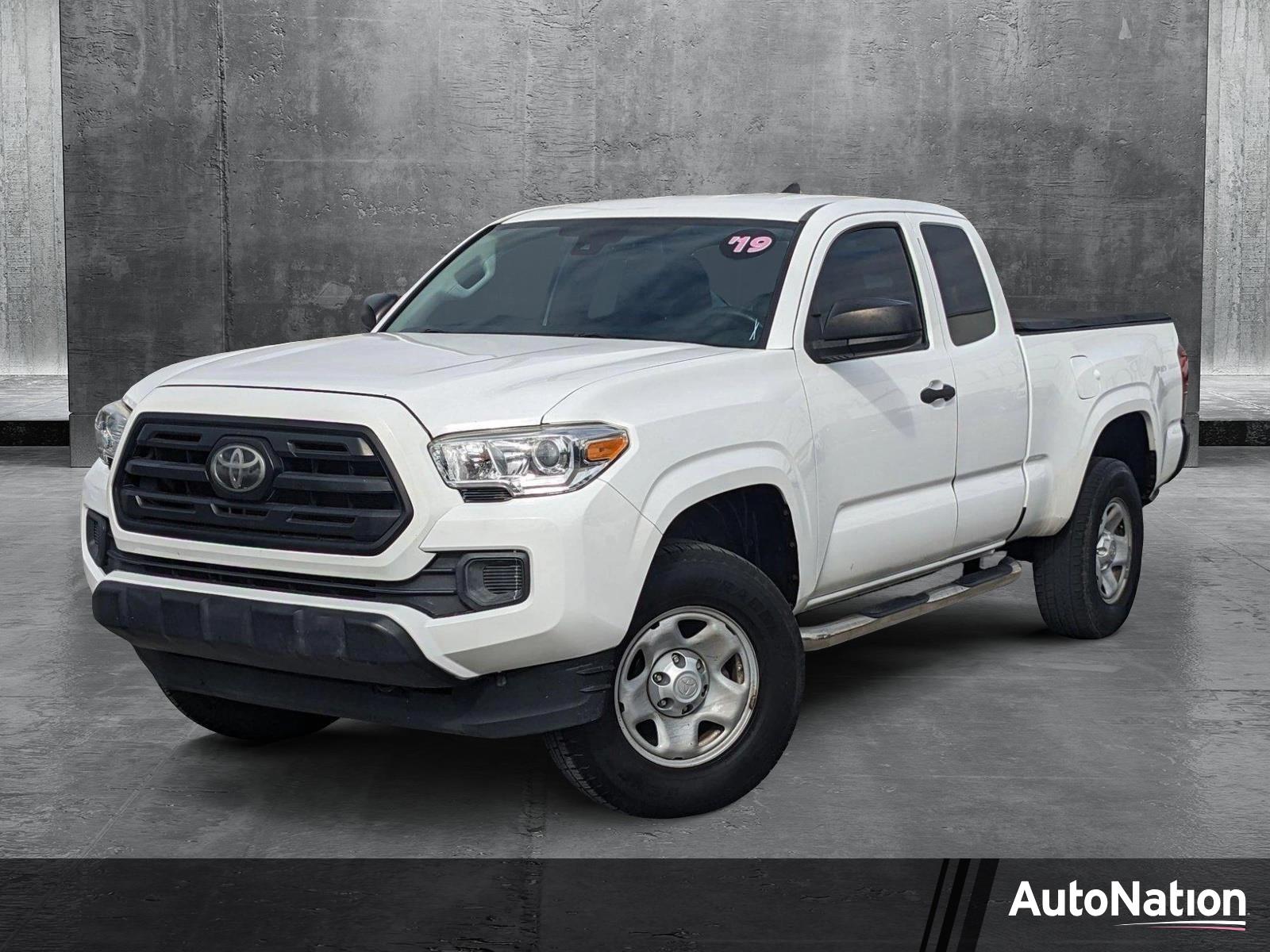 2019 Toyota Tacoma 2WD Vehicle Photo in MIAMI, FL 33172-3015