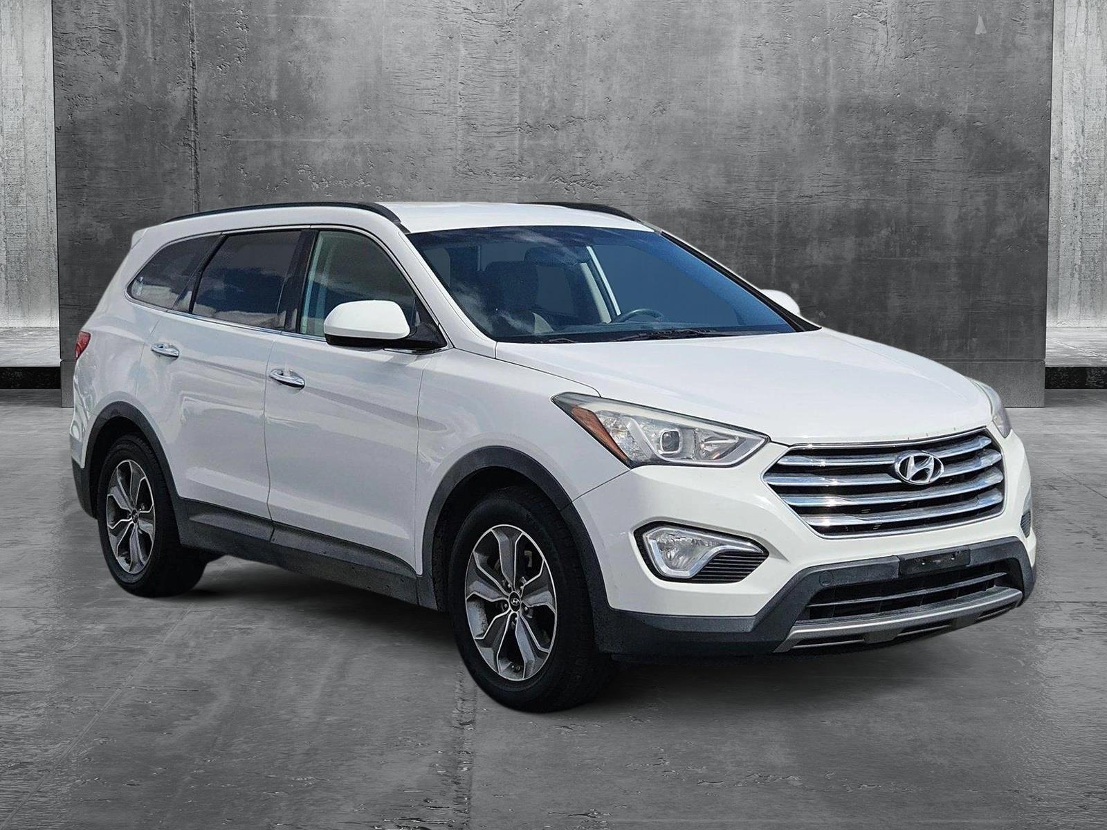 2016 Hyundai Santa Fe Vehicle Photo in GILBERT, AZ 85297-0446