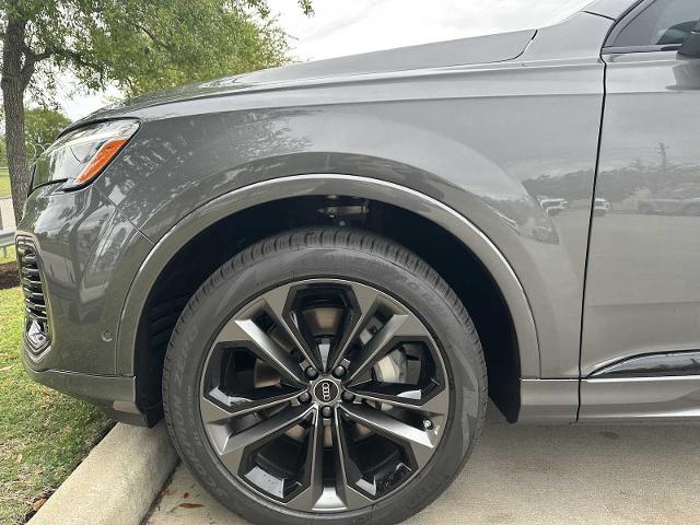 2025 Audi Q7 Vehicle Photo in HOUSTON, TX 77090