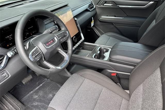 2025 GMC Acadia Vehicle Photo in ELK GROVE, CA 95757-8703