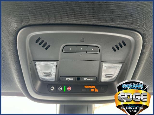 2022 Chevrolet Traverse Vehicle Photo in Roslyn, NY 11576