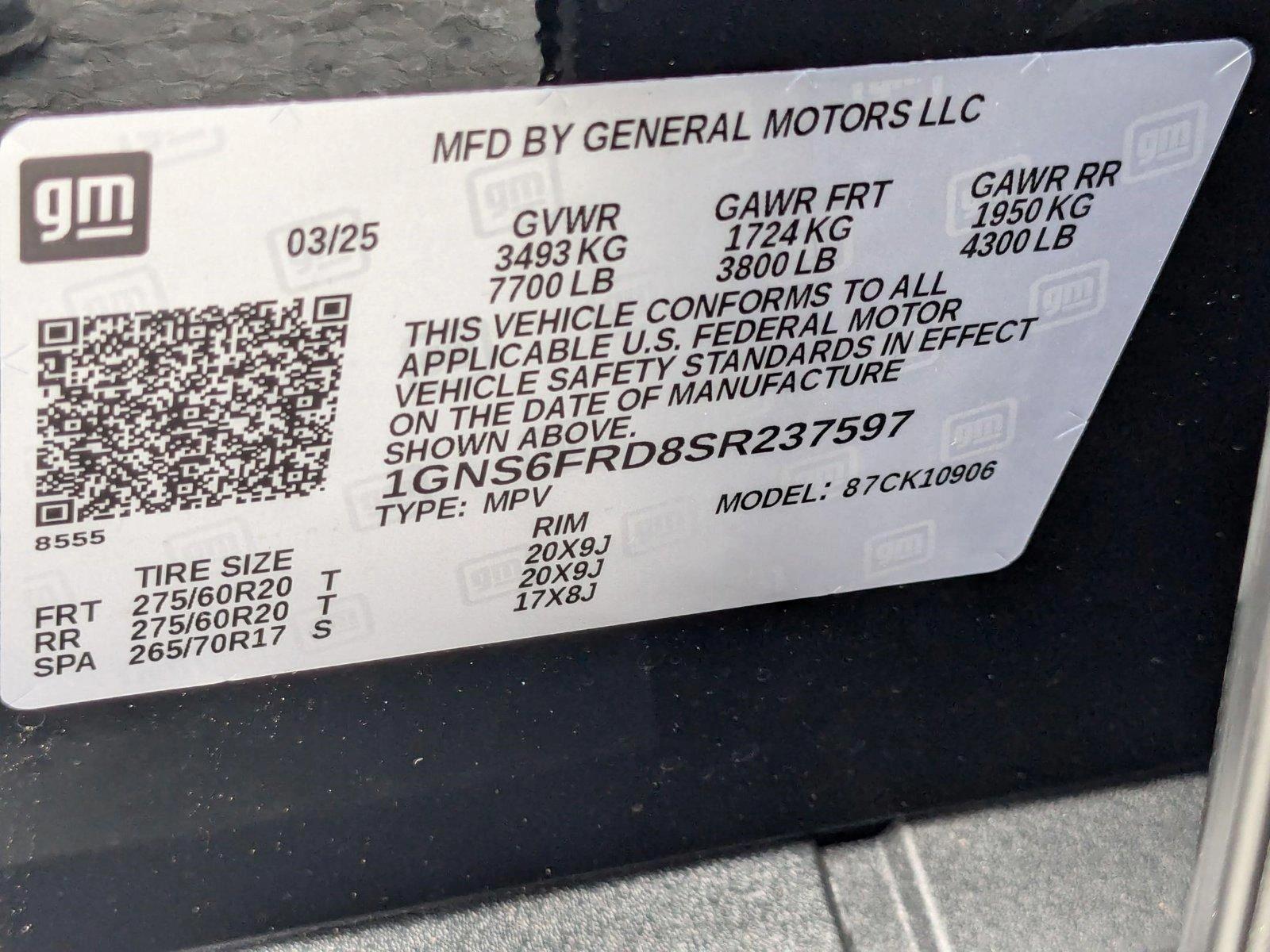 2025 Chevrolet Suburban Vehicle Photo in MIAMI, FL 33134-2699