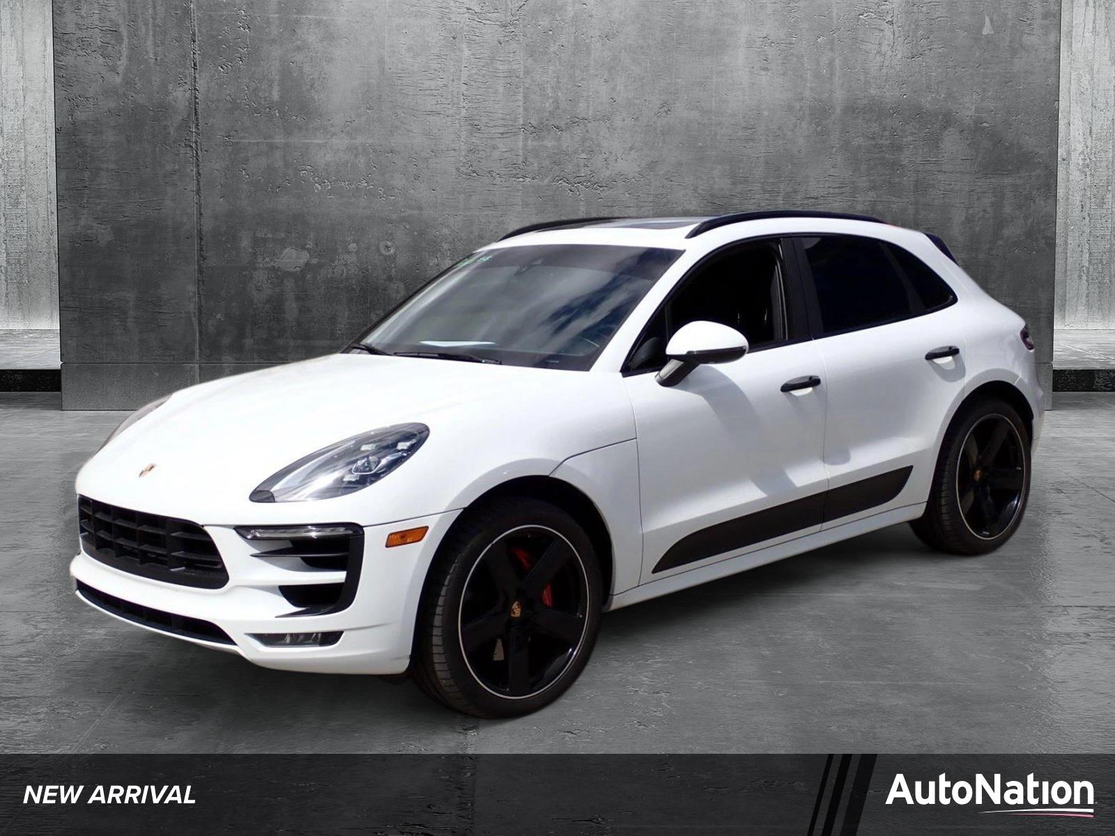 2018 Porsche Macan Vehicle Photo in DENVER, CO 80221-3610