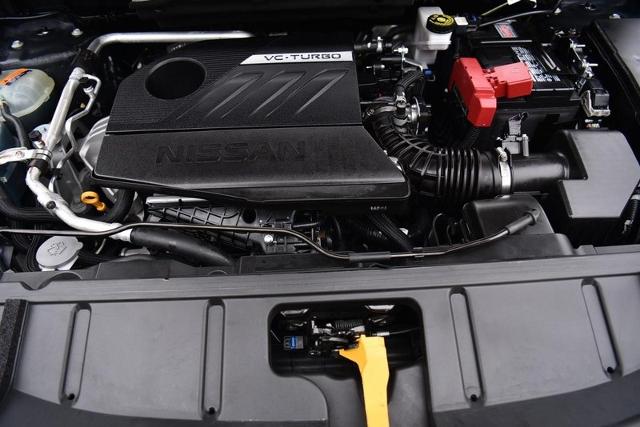2024 Nissan Rogue Vehicle Photo in Ballwin, MO 63011