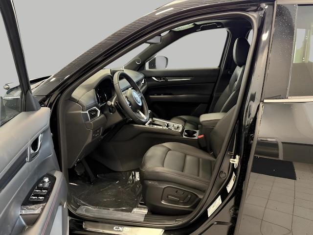 2025 Mazda CX-5 Vehicle Photo in Green Bay, WI 54304