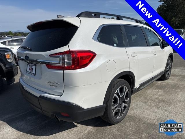 2024 Subaru Ascent Vehicle Photo in Puyallup, WA 98371