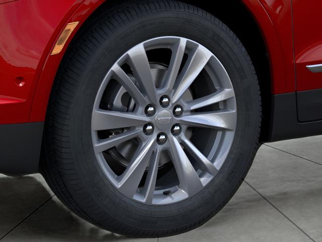 2025 Cadillac XT5 Vehicle Photo in NEENAH, WI 54956-2243