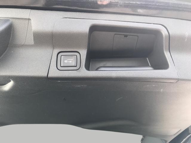 2023 GMC Acadia Vehicle Photo in GREEN BAY, WI 54303-3330