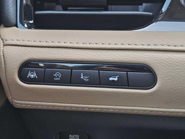 2025 INFINITI QX80 Vehicle Photo in Fort Worth, TX 76132