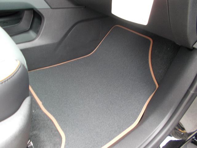 2025 GMC Acadia Vehicle Photo in LOWELL, MA 01852-4336