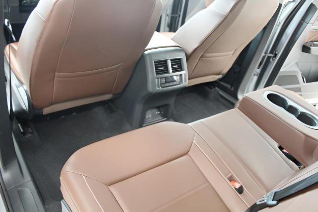 2023 Volkswagen Atlas Vehicle Photo in Green Bay, WI 54304