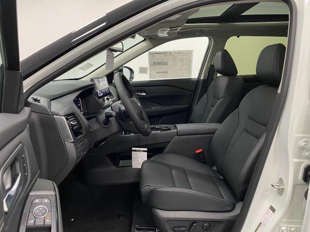 2025 Nissan Rogue Vehicle Photo in Appleton, WI 54913