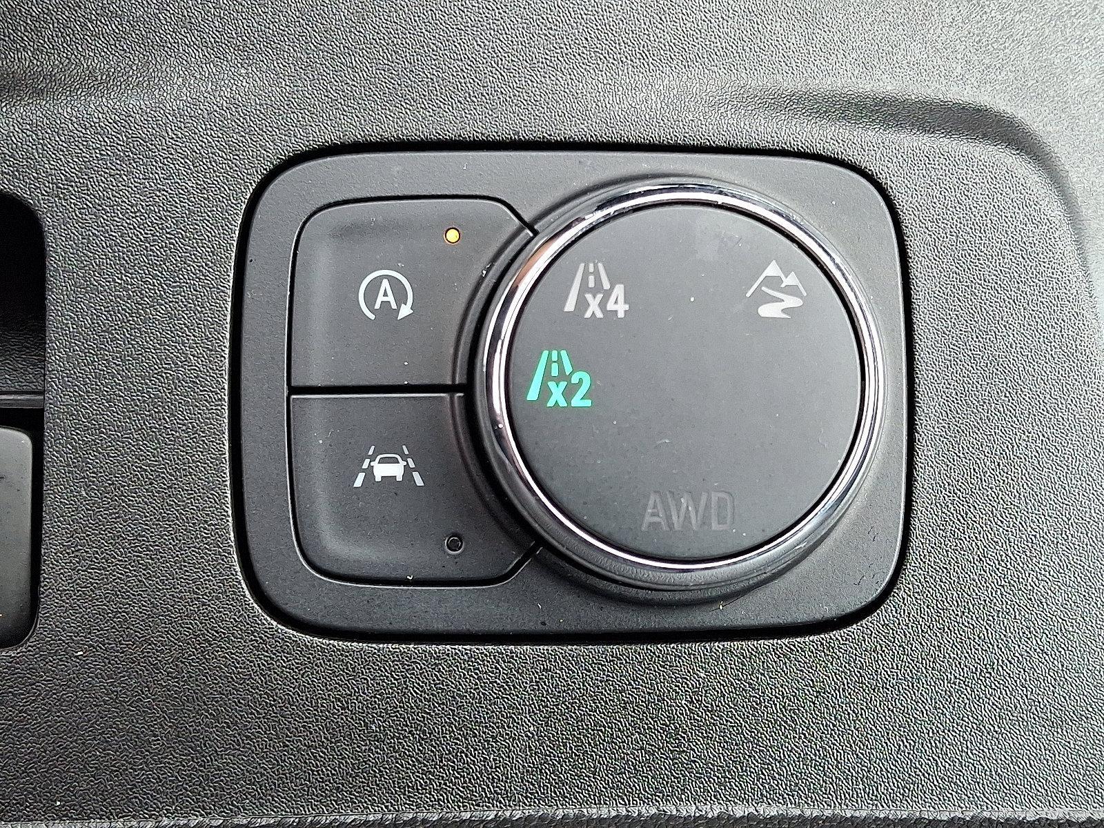 2023 Chevrolet Traverse Vehicle Photo in BETHLEHEM, PA 18017-9401