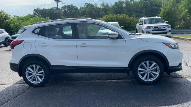 2017 Nissan Rogue Sport Vehicle Photo in MOON TOWNSHIP, PA 15108-2571